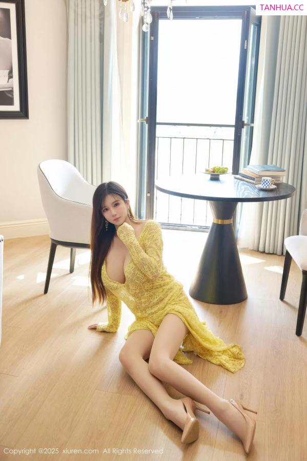   [XiuRen]高清写真图 2025.10.24 No.10909 小肉肉咪 凹凸身材第13张图片